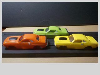 3 Johnny Lightning/Auto World Dodge Challenger HO Slot Car Bodies 3