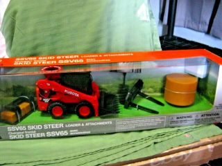 Kubota Skid Steer Loader & Attachments Set Ray 1/18 Scale Model