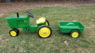 John Deere 4020 Pedal Tractor With Matching Cart