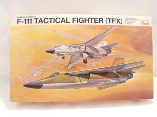 1966 Revell F - 111 Tactical Fighter (tfx) 1/72 (b230)