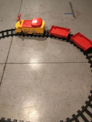 Mighty Casey Remco Ride On Train With 2 Flat Cars - 1970’s Vintage