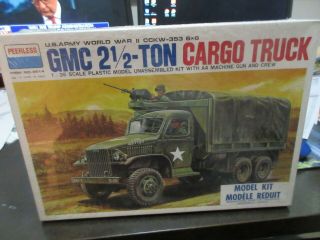 Peerless 1/35th Scale U.  S.  Army Gmc 2 1/2 Ton Cargo Truck Model Kit 3514