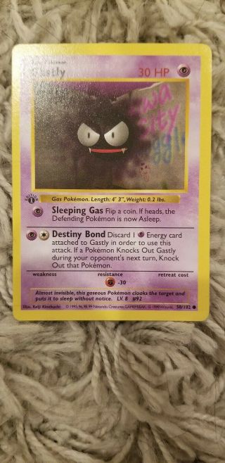 Gastly 50/102 1st Edition Base Set Shadowless Common Pokemon Card