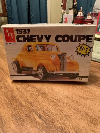 Vintage Amt/ertl 37 Chevy Coupe Model Kit 1:25 Scale
