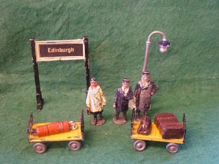 Assorted Vintage Die Cast Model Railway Figures / Accessories