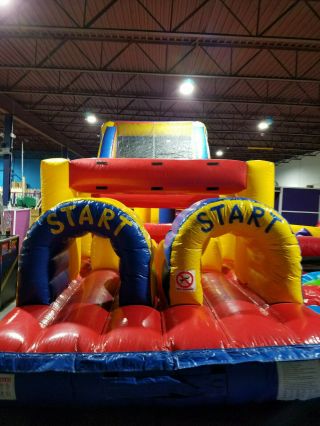 COMMERCIAL INFLATABLE OBSTACLE COURSE/ BOUNCE HOUSE/ wet or dry 2