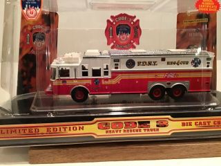 Fdny Code 3 Salisbury Heavy Rescue Fire Collectable Rescue 4 Code3 W/sleeve
