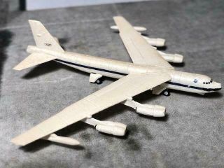 1/700 Scale Nasa Dryden Center Boeing B - 52h Heavy Lift Airborne Launch Aircraft