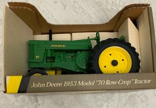 Ertl 1/16 John Deere Jd 1953 Model " 70 " Row Crop Tractor Stock 5611