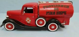 Die Cast Providence Ri Fire Truck 1:19 Cm Scale V8 Ford 1936