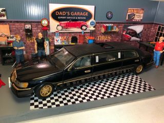 1999 Lincoln Town Car Stretch Limousine,  Black Limo,  Ford Car 1:18,  Sun Star