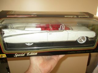 1959 Cadillac Biarritz 1:18 Scale Maisto Die - Cast Model 1 18.