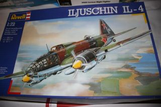 Revell Iljuschin Il - 4 Soviet Bomber Ilyushin 1/72 No Decals Or Instructions