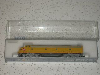 N - Scale Kato E8/9 A Milw 31c (re - Worked)