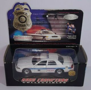 1/43 Road Champs Chicago Police Ford Crown Victoria Police Car