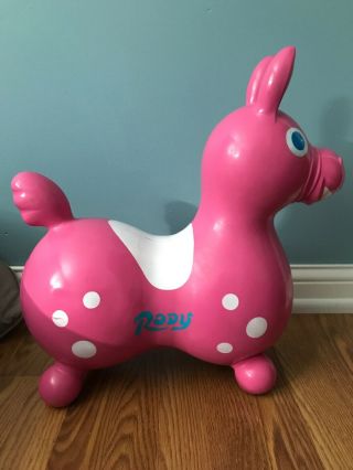 RODY HORSE CHILD ' S RIDING TOY IN PINK 3