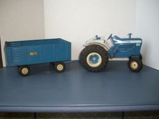 Ertl Ford 8600 Tractor And Big Blue Trailer.  1/12 Scale.