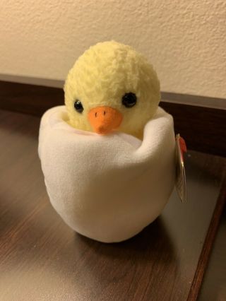 Ty Beanie Baby Eggbert Chick In Egg Dob April 10,  1998 Mwmt