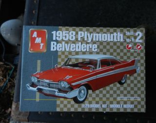 Amt 1958 Plymouth Belvedere 2 Door Hardtop Classic 1:25th Scale Plastic Model