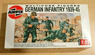 43 - 4582 Airfix 1/32 Scale Multipose Figures German Inf Plastic Model Kit No Box