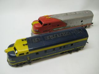 2 Tyco Ho Scale Santa Fe Diesel Locomotives Parts/restoration 1 Red 1 Dark Blue