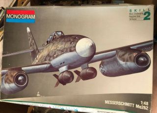 Monogram Messerschmitt Me262 1:48 Scale Skill 2 Military Airplane Model Kit 5453
