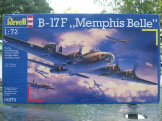 Revell Germany 1/72 Boeing B - 17f Flying Fortress " Memphis Belle " 04279