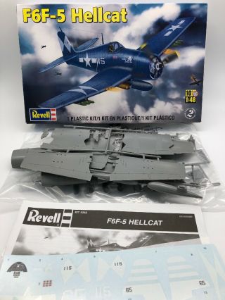 85 - 5262 Revell 1/48th Scale F6f - 5 Hellcat Plastic Model Kit
