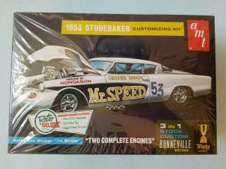 Amt Retro Deluxe 1953 Studebaker Mr.  Speed Two Engines 3n1 1/25 Kit 877/12