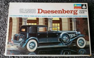 1934 Classic Duesenberg Town Car Monogram Model Kit 1/24 1968 Issue