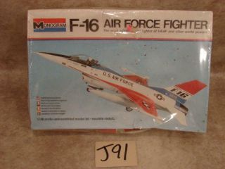 J91 Vintage 1976 Monogram F - 16 Air Force Fighter 1/48 Scale Model Kit 5401