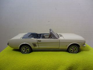 1/24 Scale Danbury White 1966 Ford Mustang