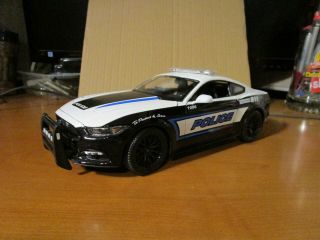 Maisto 1/18 Special Edition 2015 Ford Mustang Gt Police Unit Read No Box