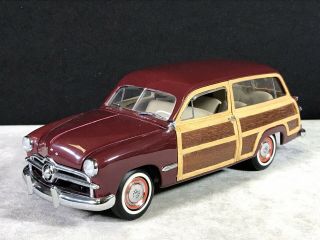 Franklin 1949 Ford Woody Wagon Diecast Model Car 1:24 Scale