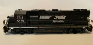Bachmann 66802 Ho Scale Norfolk Southern Gp38 - 2 Dcc With Sound.
