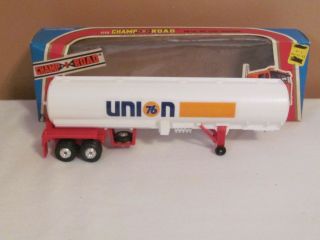 VINTAGE CHAMP OF THE ROAD UNION 76 GAS TANKER 1/50 SCALE SEMI TRAILER 2