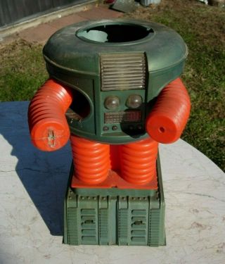 Remco 1966 Lost In Space Robot