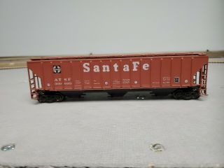 Ho Scale Athearn Blue Box Santa Fe 3 - Bay Covered Hopper W/ Kadee Couplers