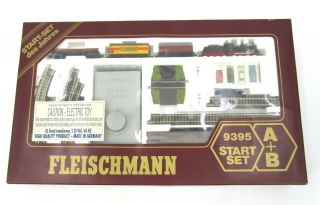 Fleischmann N9395 Complete Starter Train Set With Engine Cars Rail & Transformer