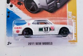 Hot Wheels 2011 Models Nissan Skyline H/T 2000 GT - X 2