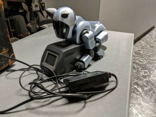 Sony Aibo Ers - 210 With Charger Repair Or Parts