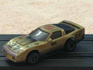 TYCO HO scale Slot Car Chevy Corvette 27 Gold Chassis Runs 3