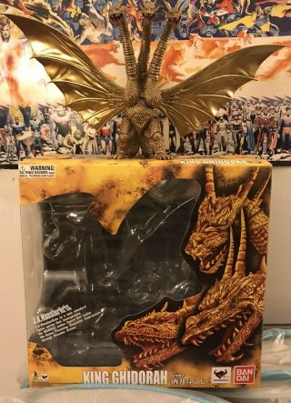S.  H.  Monsterarts King Ghidorah.  Godzilla/ultraman/kaiju