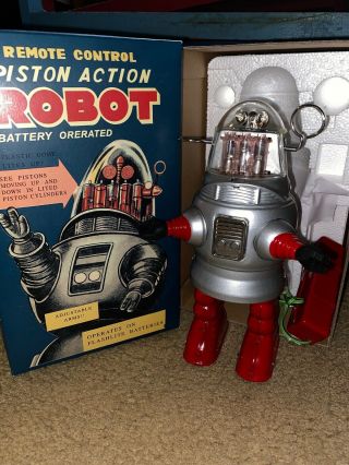 Ha Ha Toys Tin Battery Operated Remote Control Robot/piston Action China