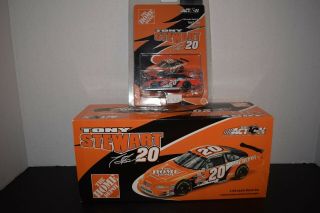 Action (2 Cars) Tony Stewart 20 1:24 Scale & 1:64 Scale Home Depot 2002