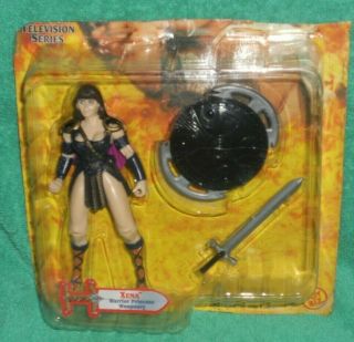 Xena Warrior Princess Hercules Action Figure w Shield & Sword by Toybiz 1995 3