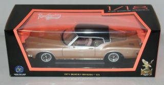 Boxed Die Cast Car 1:18 Scale Road Signature 1971 Buick Riviera Gs