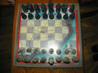 Foula Hristakis State Capitals Civil War Chess Set / 1861 - 1865 Major Battles