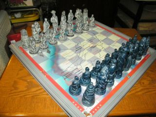 Foula Hristakis State Capitals Civil War Chess Set / 1861 - 1865 Major Battles 2