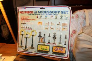 Vintage Ho Scale Life - Like 42 Piece Accessory Set On Card Signs People